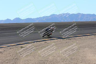 media/Dec-06-2024-CVMA Friday Practice (Fri) [[e1d1c5d4fc]]/4-Group 4 and Trackday/Session 5 (Bowl)/